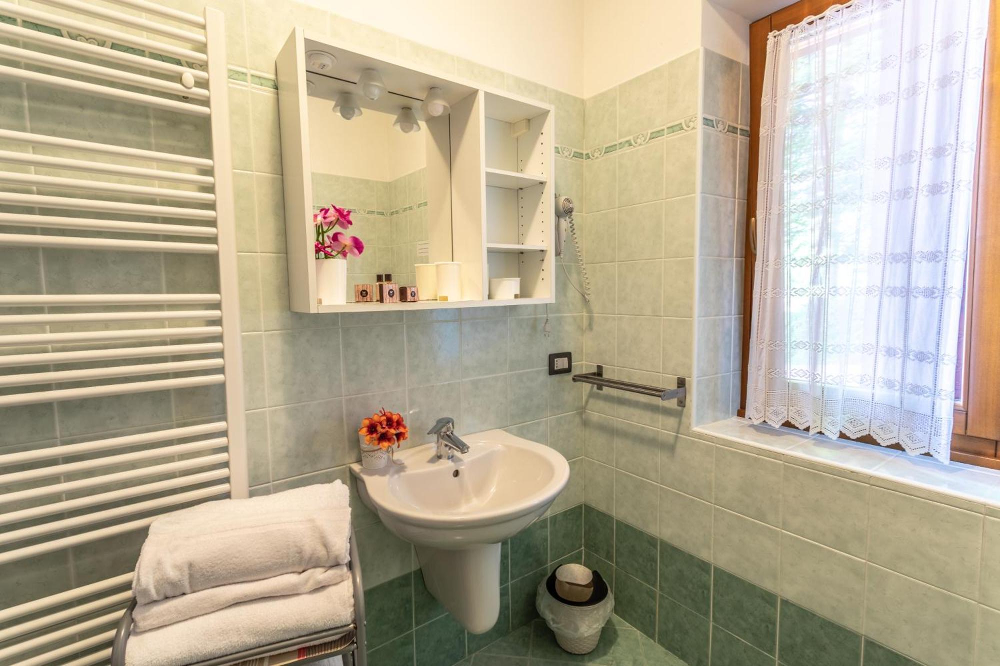 Le Terrazze Sul Lago - Ledro House Pieve Di Ledro Habitación foto